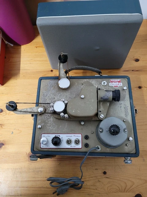 Projecteur Cinéma 8 Mm - Gel Royal 200 Le Mans - Vintage Années 60