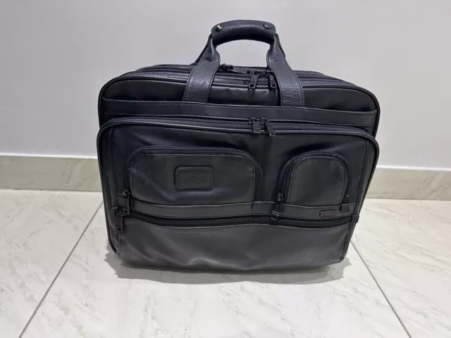 Tumi Alpha Deluxe 2 Wheeled Briefcase Laptop Luggage Bag Leather 96127DH 