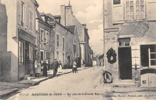 Cpa 21 Moutiers Saint Jean Un Coin De La Grande Rue