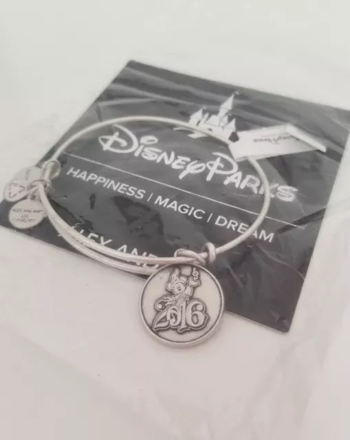 NIP Disney Parks Mickey Mouse 2016 Alex and Ani Bracelet Retired Silver Charm