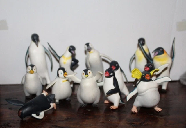 Happyfeet Penguin Figures