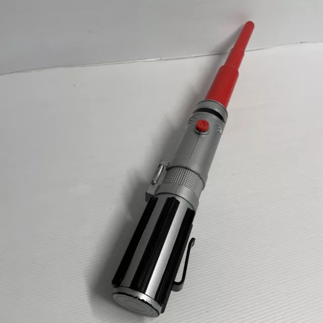 Star Wars Darth Vader Extendable Red Lightsaber with belt clip 2004 Hasbro