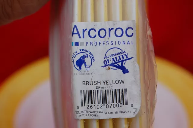 Arcoroc Brush Yellow 10" Dinner Plates Yellow and White Lot of 28 C1028 3