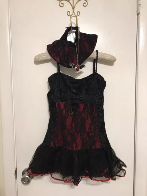 Vampirina Children Girl Vampire Dress Size M 8-10-  -Preowned - Missing Items