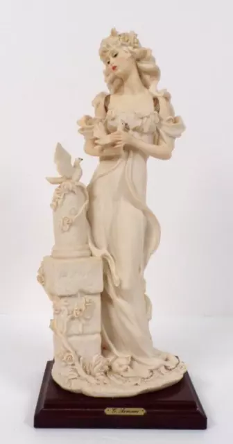 Giuseppe Armani Figure Figurine Statue Sculpture "Lady with Doves" Italy 14"