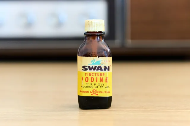 Vintage POISON Bottle SWAN Brand Tinture Iodine Skull & Crossbones brown Glass
