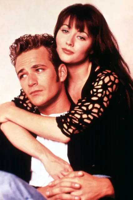 Beverly Hills 90210 Luke Perry Shannen Doherty   8x10 Glossy Photo