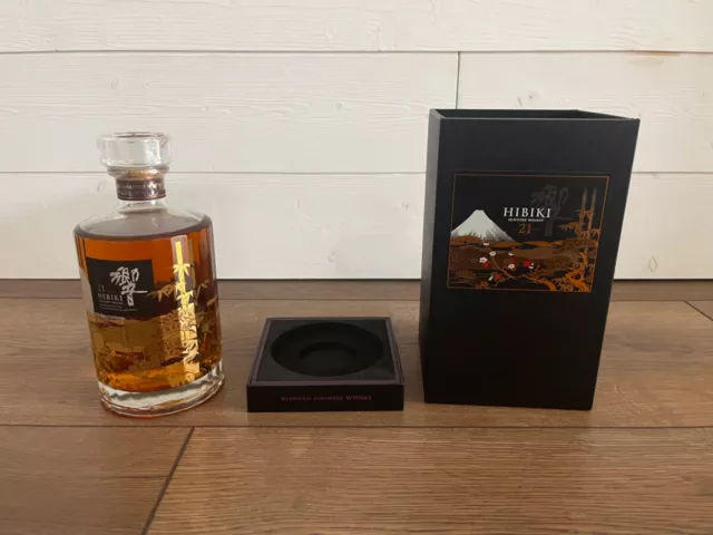 HIBIKI  21 ans KACHO FUGETSU (Edition limitée 2000ex)Nikka Yamazaki Karuizawa