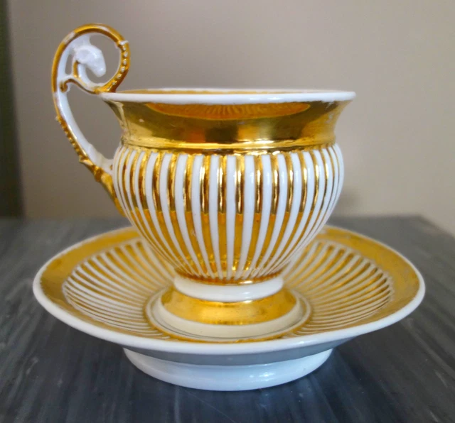Tasse à Thé Avec Soucoupe Arcopal France - Décor Fleurs De Chocolat - Blanc, Verre