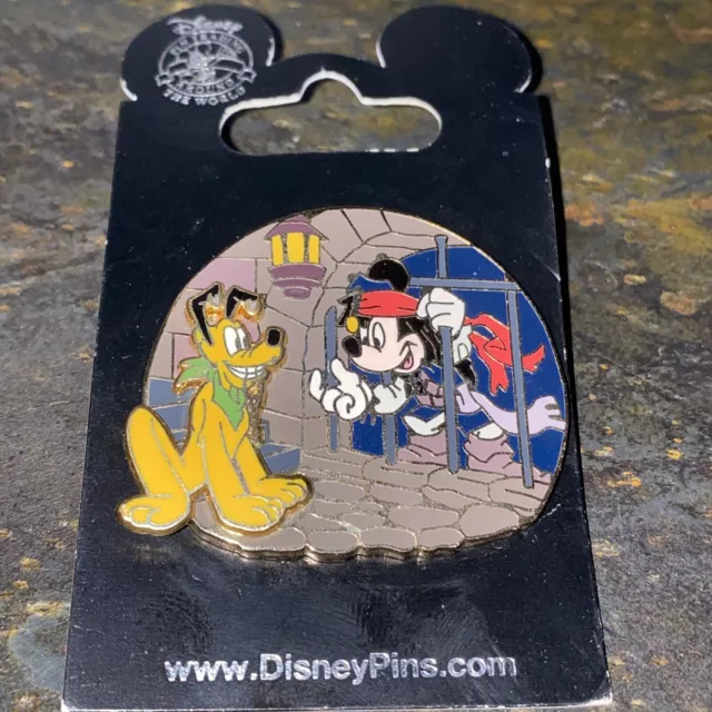 2009 Disney Parks Trading Pin Pirates of The Caribbean Mickey & Pluto Prison Key