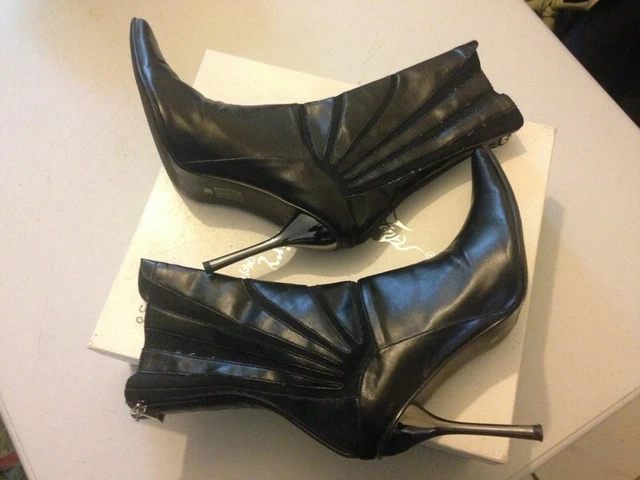 Bottines Noires Sexy Hauts talons Pointure 39 NEUVES
