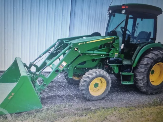 2020 John Deere 4044R