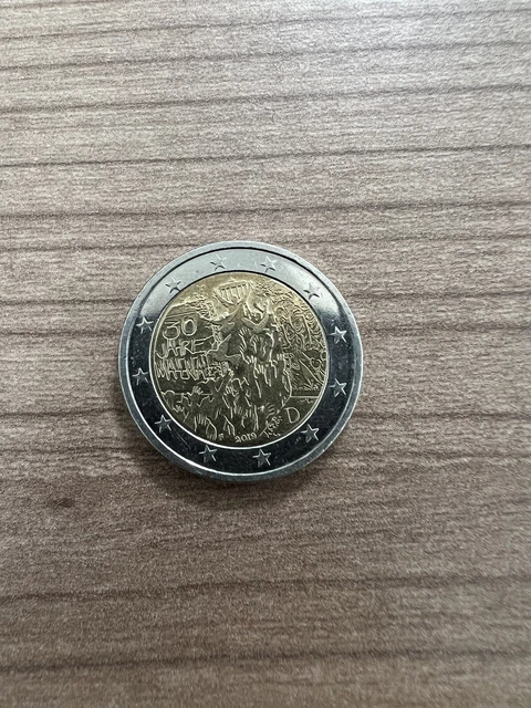 Piece Commemorative 2 Euros 30ans Chute Mur De Berlin Rare en très bon état 2019