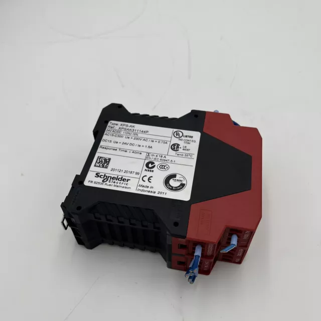 Telemecanique/Schneider PREVENTA XPS-AK Safety Relay SEE PHOTOS 3