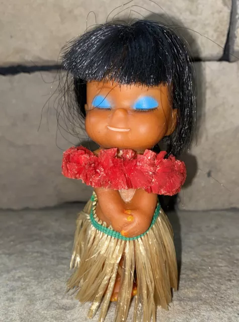 Hawaiian 5” Doll Hula Girl - Grass Skirt, Lei,  Black Hair, Blue Eyeshadow - Vtg