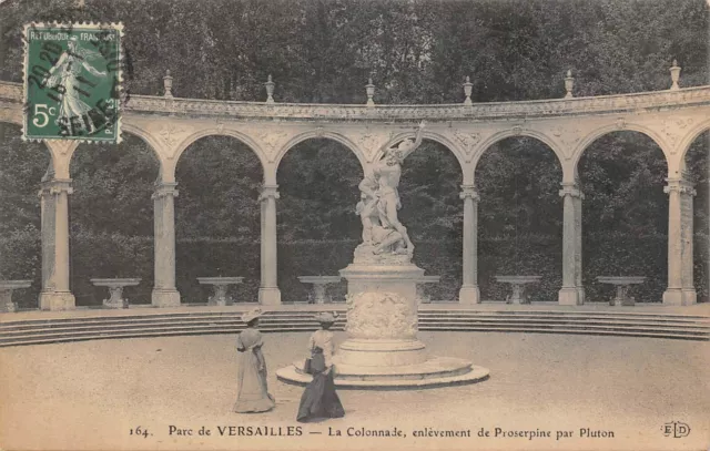 CPA parc de Versailles la colonnade (143523)