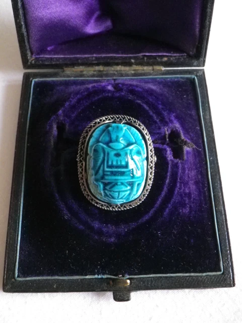 Création d'un pendentif égyptien