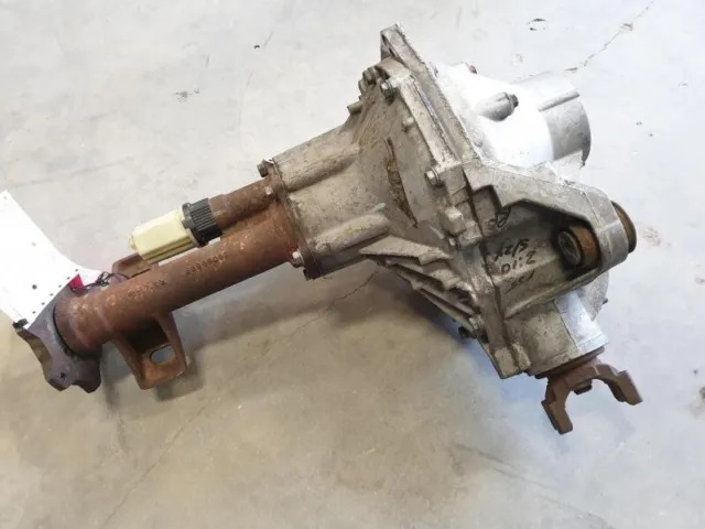 1999-2010 GMC Sierra 2500 3500 Front Axle Differential Carrier 4.10 Ratio