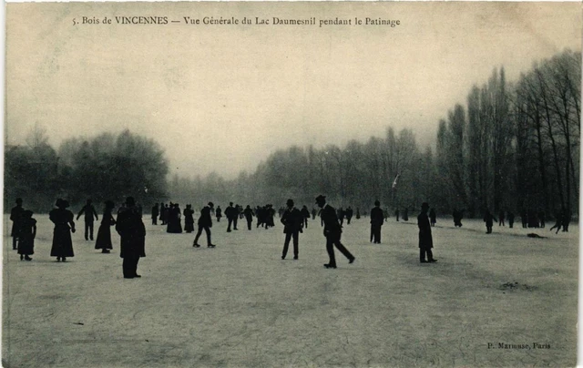 CPA PARIS 12th Bois de VINCENNES General view of Lake Daumesnil (672680)