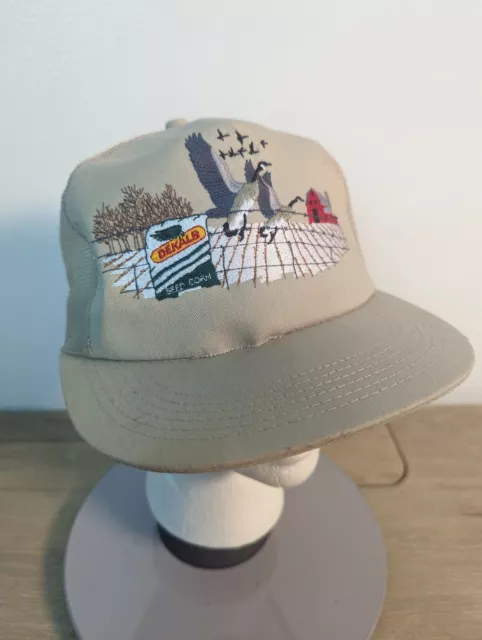 Vintage DEKALB Embroidered Farm Hunting Wildlife Snapback Trucker Hat Tan READ