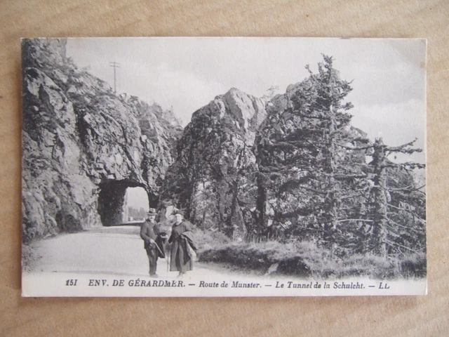 CPA (88) Env. DE GERARDMER. MUNSTER ROAD. LE TUNNEL DE LA SCHULCHT. ANIMEE