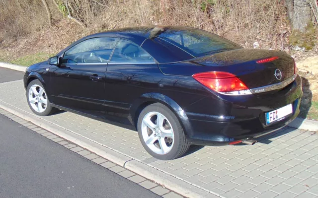 Astra Twin Top Cabrio