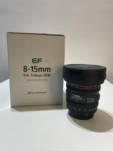Canon ef 8-15mm f/4 L fisheye USM lens