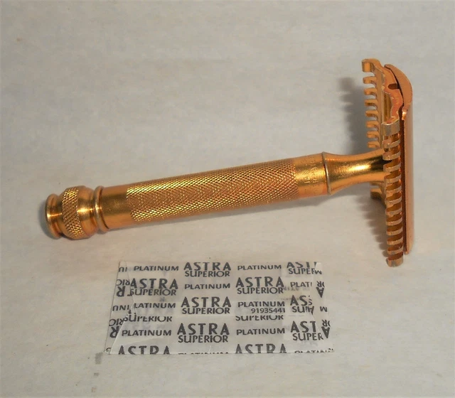 Gillette 1930s New Oxford Double Edge Razor Three Piece Gold