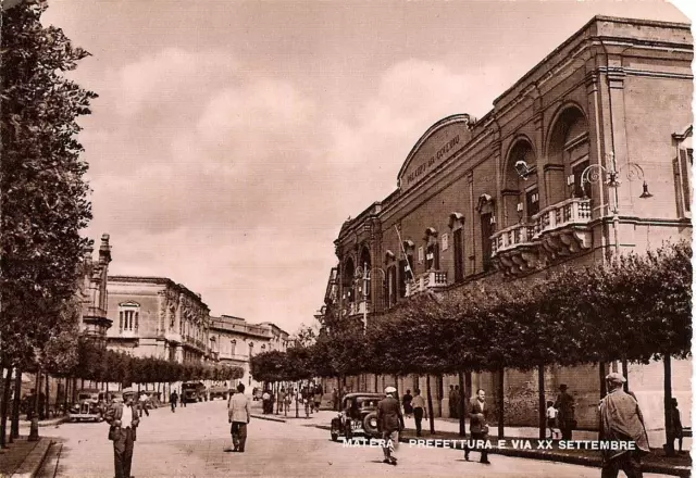 Matera  -  Prefettura E Via Xx Settembre