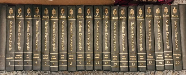MERIT STUDENTS ENCYCLOPEDIA Set 1-20 Plus Year Books 1969