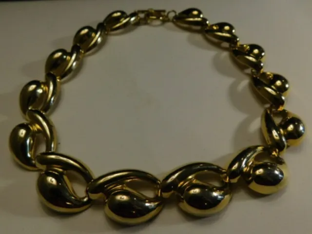 Lovely Gold Tone Metal Link Necklace - Bright and Pretty! Unisex - Great Gift Id