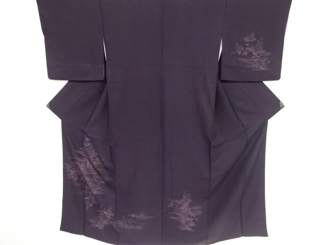 38778# Japanese Kimono / Antique Kimono / Embroidery / House & Floral Plants