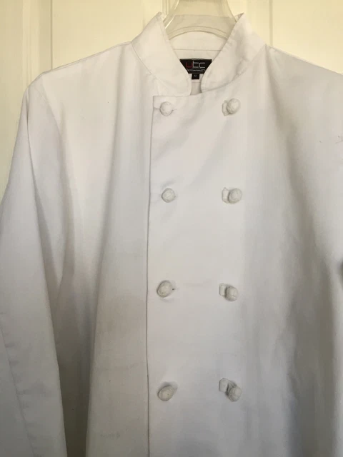 White Chef Jacket Pre Owned Size 42 Front and Arm Pockets Long Sleeve