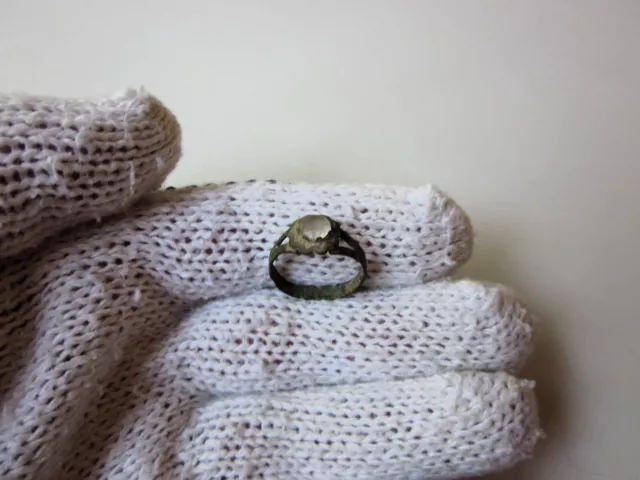 ancient Byzantine or Medieval bronze ring with transparent white stone / glass. 3