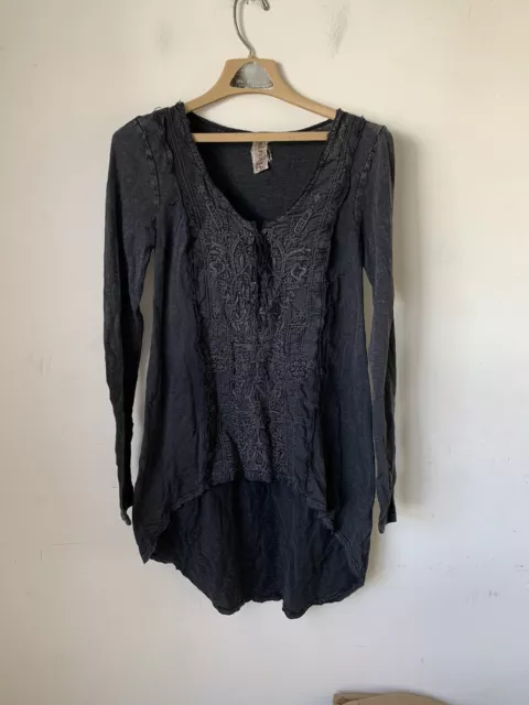 Free People Womens Shirt Top S Gothic Peasant Boho Hi Lo Distressed Raw Hem Dark