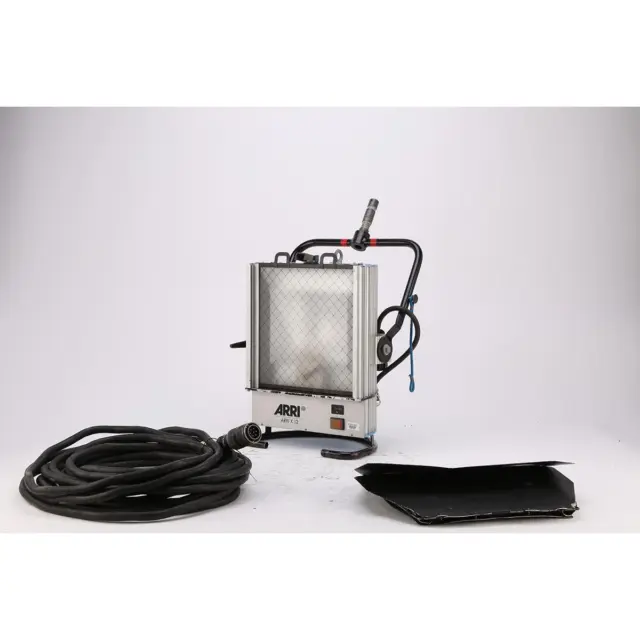 ARRI Lighting x12 System HMI Flood Light,575/1200w Electronic Ballast SKU1608878