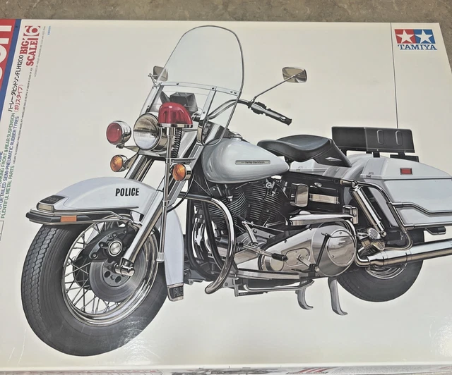 Maquette Moto Harley-Davidson Tamiya - Échelle 1/6, Kit à Monter, Neuf Sous Emballage