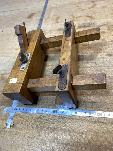 Ancien RABOT manuel en bois / PEUGEOT FRÈRES (France) Petite Ancien RABOT manuel en bois / PEUGEOT FRÈRES (France) Petite