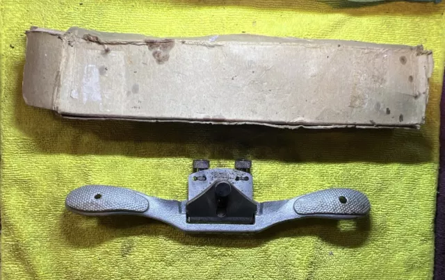 Vintage Stanley Curved Sole Spokeshave Carpentry Spoke Shave Tool Made England