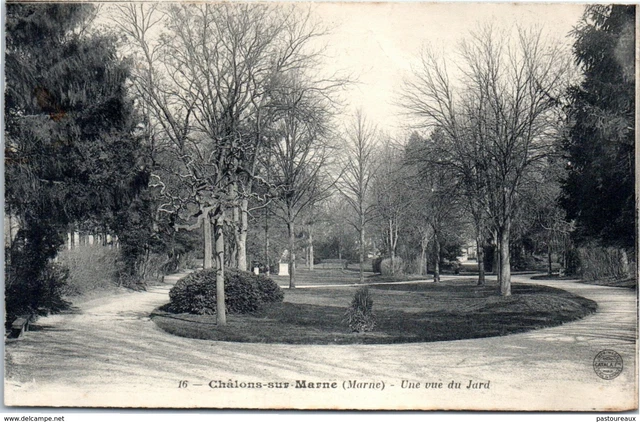 51 CHALONS SUR MARNE - A view of the garden PAST/3467