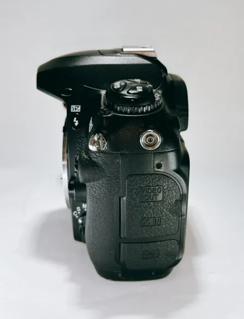 【Excellent+++】Nikon D200 10.2 MP Digital SLR Camera Black from Japan #53-2 3