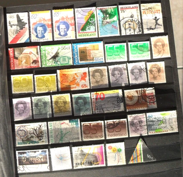37 timbres Oblitéré - Année 1980 à 1989 - Pays-Bas - Lot sans double - N55371