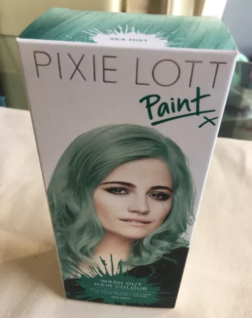 Pixie Lott Paints Glow In The Dark Metallic Hair Color