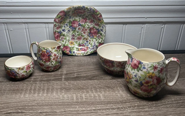 Lot Royal Winton Summertime Vintage Floral Creamer and Sugar Bowl Set