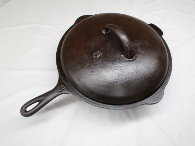 Vintage UnMarked Raised No. 8 Heat Ring Cast Iron Chicken Fryer Skillet With Lid