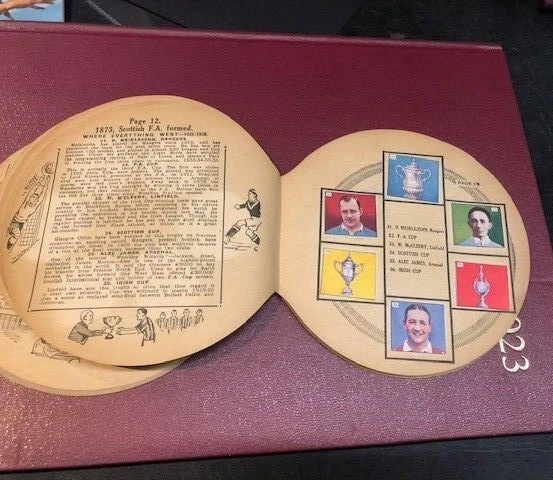 Fleetway - Löwe & Champion Fussballstars + Thomson Abenteuer Fussball Briefmarkenalbum 9