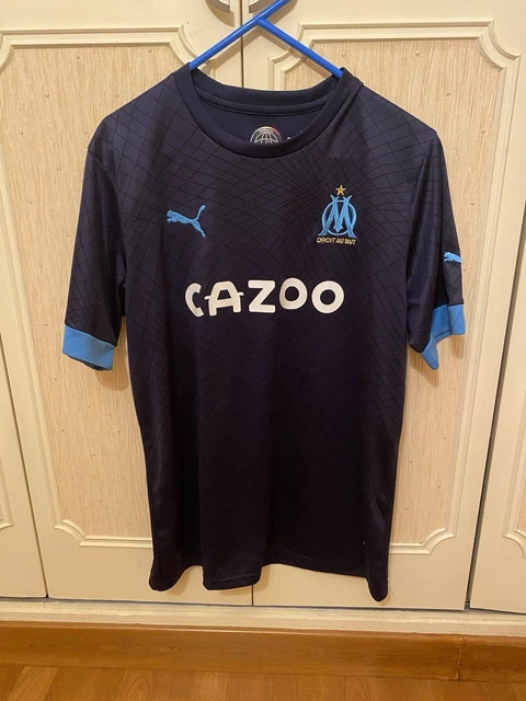 VIDÉO - L'OM dévoile son maillot extérieur pour la saison 2021-2022 - ici
