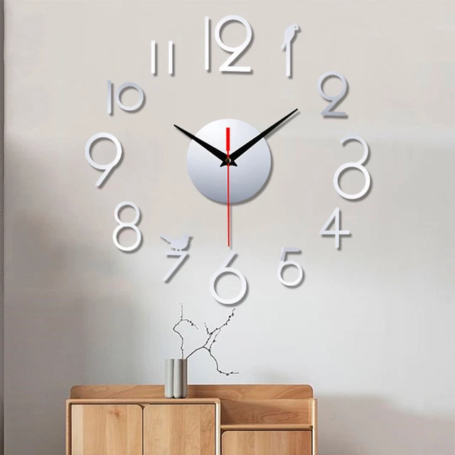 Horloge graphique et design avec aiguilles en bois - Horloge univers