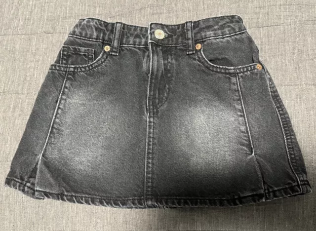 Zara Girls Size 8 Black Wash Denim Skirt. Adjustable Waist, Super Cute!!