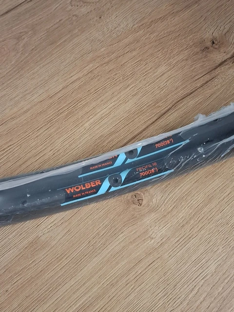 Paire de jantes tubulaires route 18 jantes 28 32H WOLBER PROFIL rétro